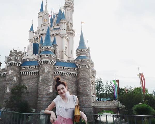 ดิว อริสรา โชว์แดนซ์สุดมัน กับเจ้าของเพลง PPAP ตัวจริงเสียงจริง