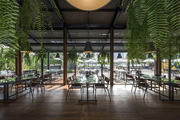 ร้านอาหารริมน้ำ กรุงเทพ