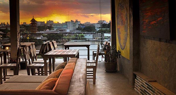 ร้านอาหารริมน้ำ กรุงเทพ