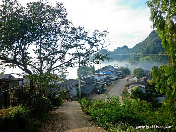 บ้านจ่าโบ่ แม่ฮ่องสอน