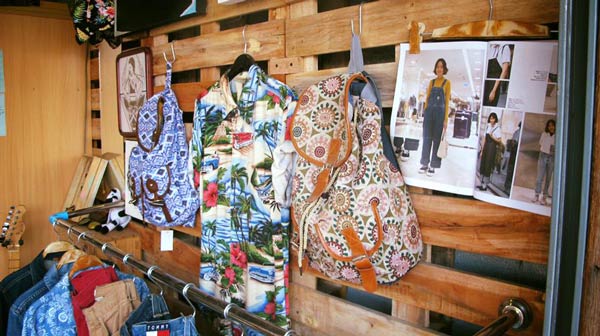 ตลาดนัดเรือบิน สมุทรปราการ