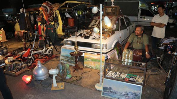 ตลาดรถไฟมหาชัยอินเทรนด์