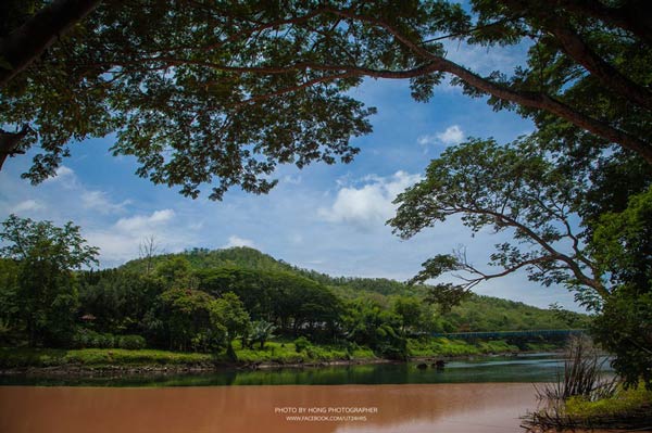 ปรากฏการณ์แม่น้ำสองสี อุตรดิตถ์