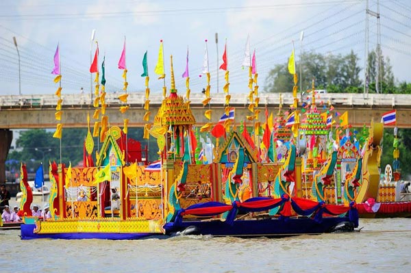 งานประเพณีชักพระ-ทอดผ้าป่า และแข่งเรือยาว