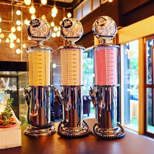 ร้านนมสดและขนมปัง