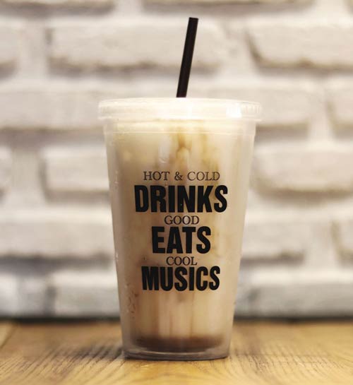 ร้านนมสดและขนมปัง