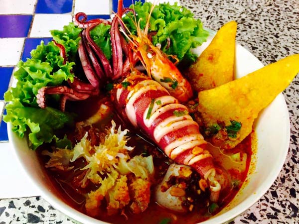 ร้านก๋วยเตี๋ยวต้มยำ