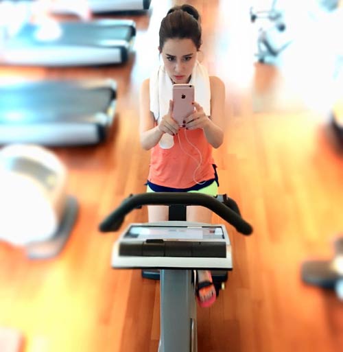 คุณแม่ดาราออกกำลังกาย