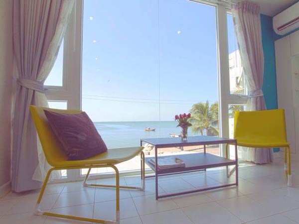 Marina Sea View Bangsaen ที่พักวิวทะเล