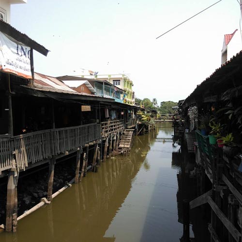 ตลาดระแหง ปทุมธานี