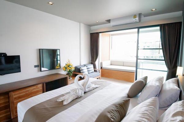 ที่พักบางเสร่