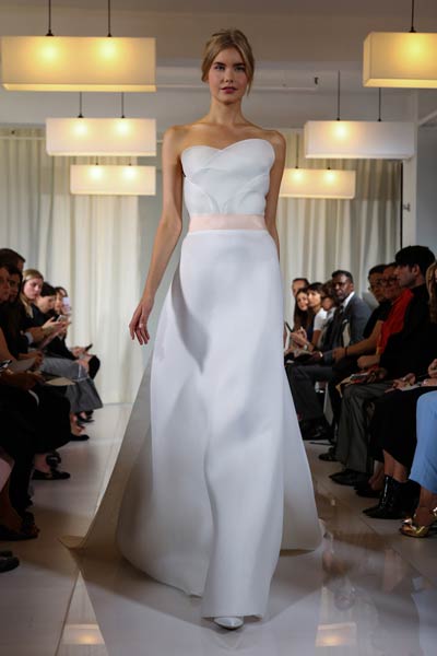 ชุดแต่งงานสไตล์มินิมอล