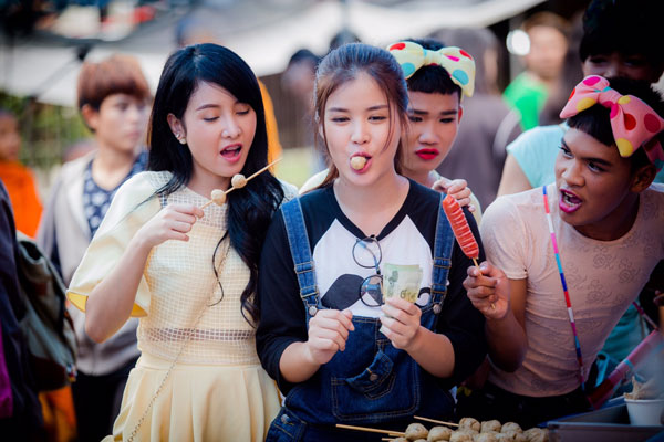 อ้อมกอดเขมราฐ