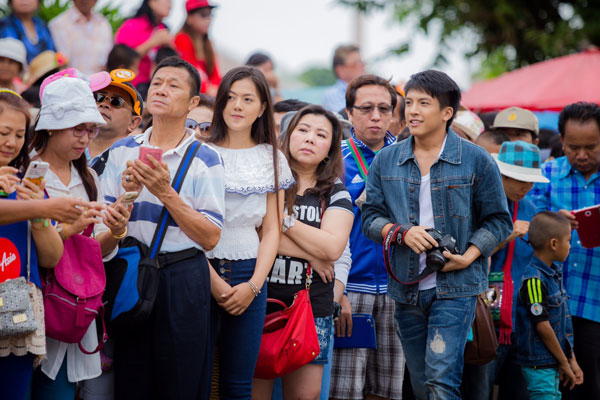 อ้อมกอดเขมราฐ