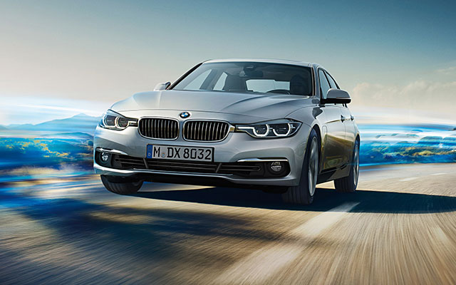 BMW 330e Luxury