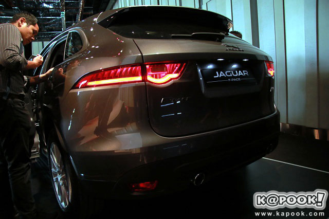 Jaquar F-PACE 2017