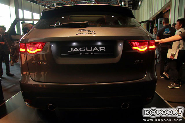 Jaquar F-PACE 2017