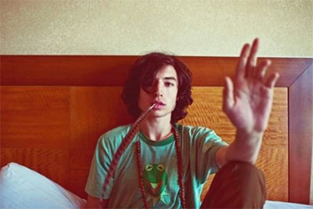 ทรงผม เอซร่า มิลเลอร์