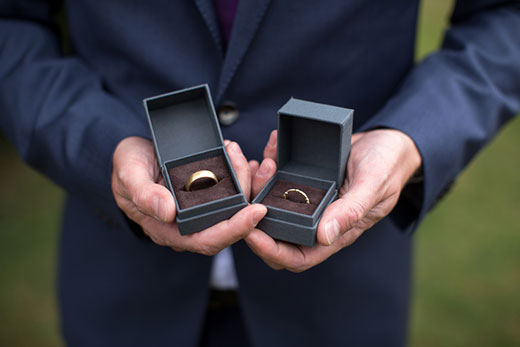 วิธีเลือกซื้อแหวนหมั้น