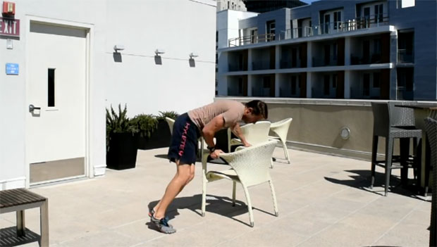 ท่าออกกำลังกายด้วยเก้าอี้