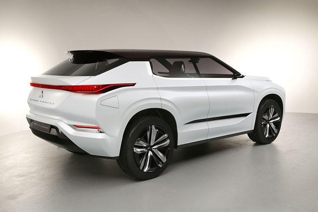 Mitsubishi GT-PHEV Concept