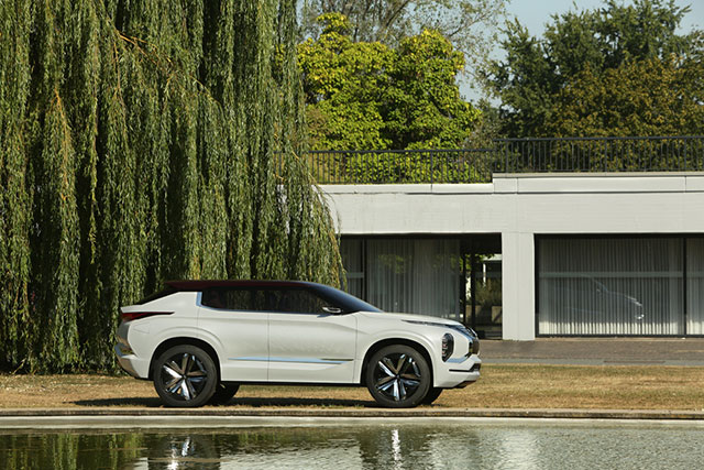Mitsubishi GT-PHEV Concept
