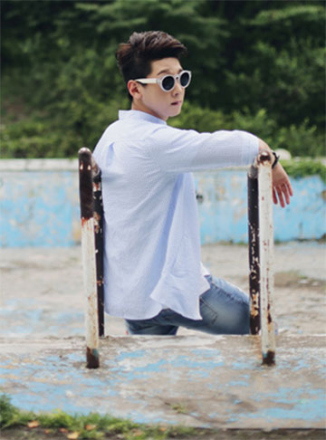 เสื้อทํางานผู้ชาย