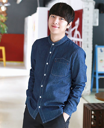 เสื้อทํางานผู้ชาย