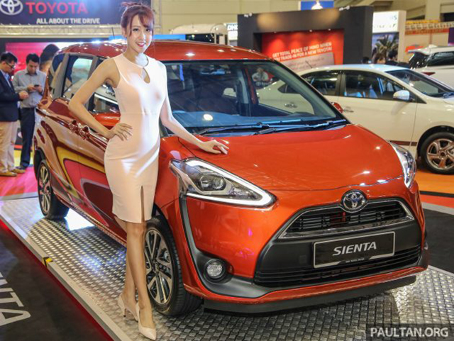 Toyota Sienta 2016