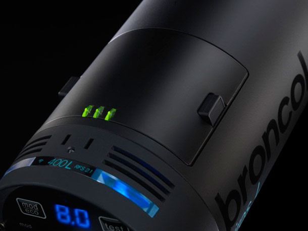 ไฟต่อเนื่อง