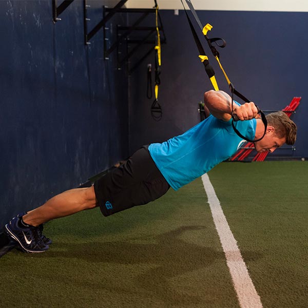 ท่าเล่นกล้ามอก 