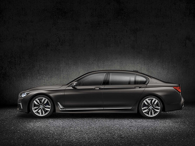 BMW M760Li xDrive 2016