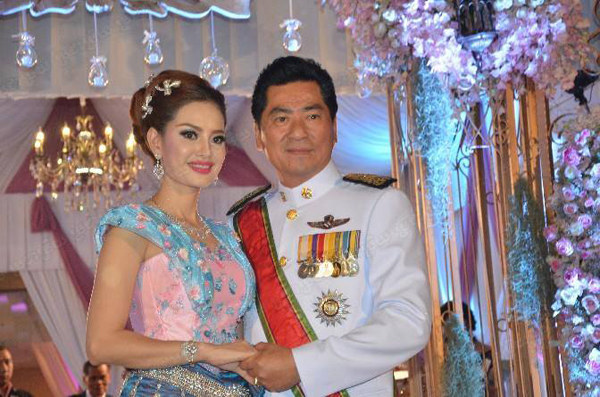 นวรัตน์ อยู่บำรุง วิวาห์หวานเจี๊ยบกับเจ้าสาวกัมพูชา ดีกรีดาราดัง