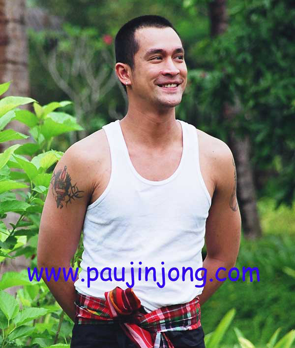 อ๊อฟ อภิชาติ