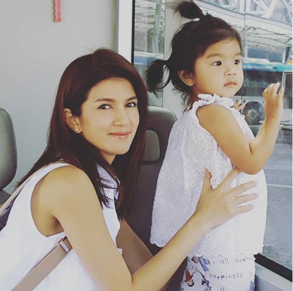 มิจฉาชีพหัวใส อ้างชื่อ โบว์ แวนด้า ขายของหลอกแฟนคลับ