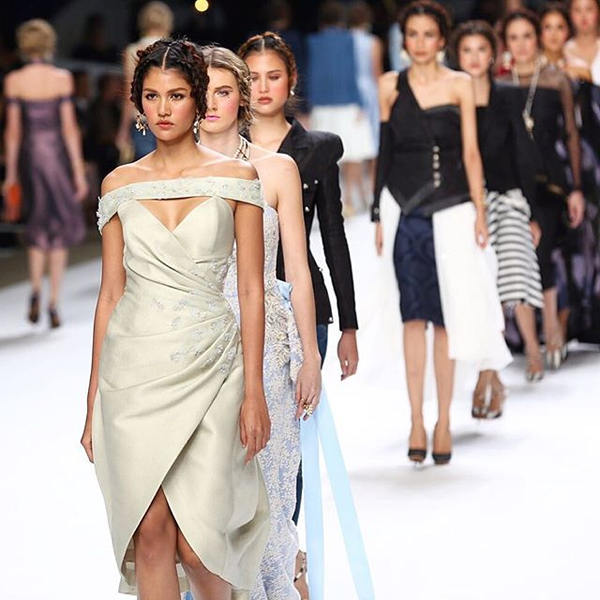 แฟชั่นโชว์ พระองค์เจ้าสิริวัณณวรีนารีรัตน์