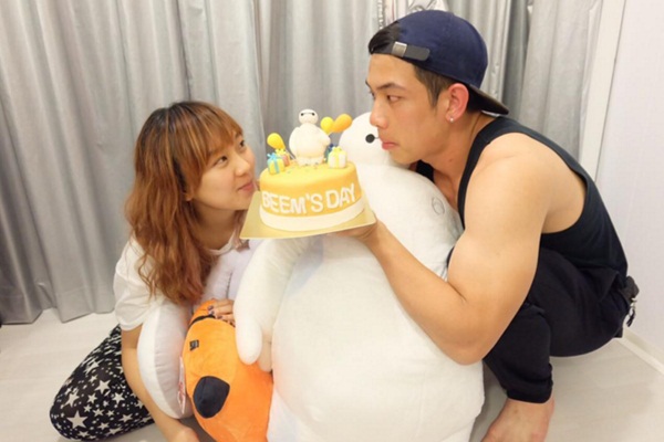 หวานจนมดขึ้น ! เอิร์ธ ธวัช เผยชอตขอคบ สาวบีม