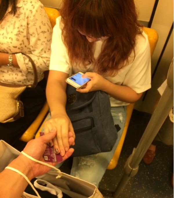 หวานจนมดขึ้น ! เอิร์ธ ธวัช เผยชอตขอคบ สาวบีม 