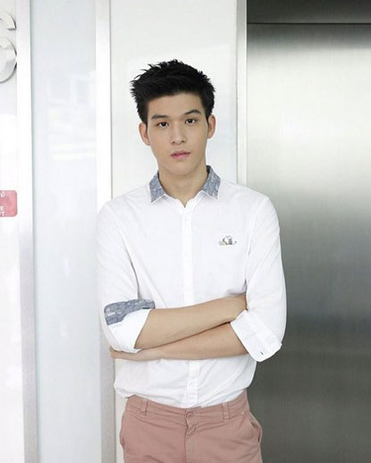 สกาย วงศ์รวี รอลุ้นผลสอบ มธ. 