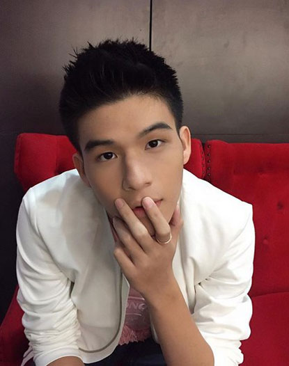 สกาย วงศ์รวี รอลุ้นผลสอบ มธ. 