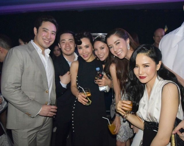 ไอซ์ อภิษฎา ไฮโซแม็กซ์ 