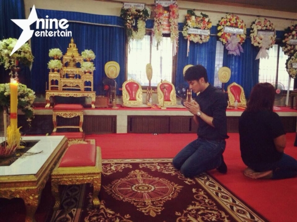 บอย ปกรณ์ ร่วมงานศพ ปอ ทฤษฎี 