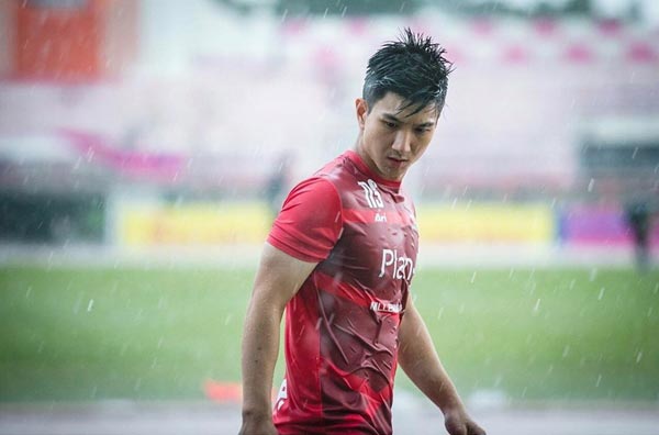 กอล์ฟ นิธินันท์ สต๊าฟโค้ชทีมแบงค็อก ยูไนเต็ด
