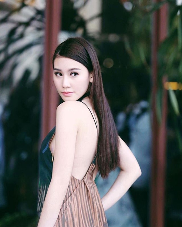 ดาว พิมพ์ทอง ตอบกลับดราม่าใช้เส้นดารา ได้บัตร ซงจุงกิ ชี้ให้คนที่บ้านต่อแถวให้