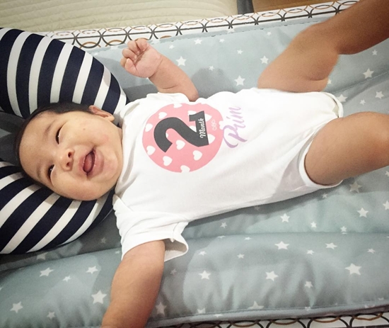 น้องปริม สายฮาเหมือนพ่อมิค แกล้งทำตาเหล่ แม่เบนซ์ ขำกลิ้ง