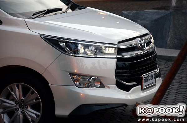 Toyota Innova Crysta 2017