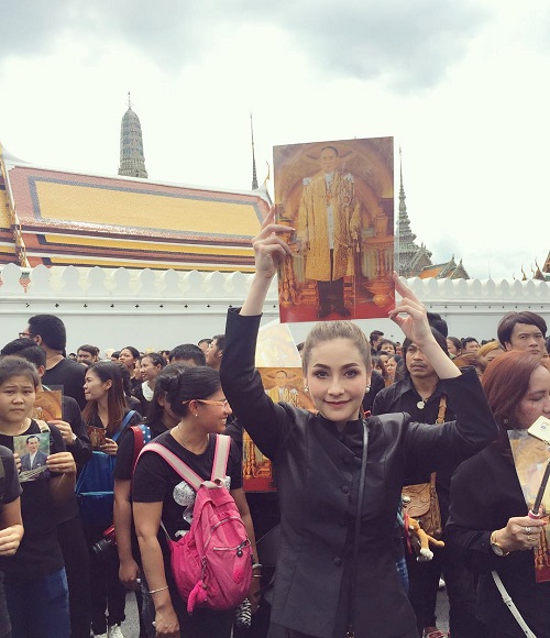 ร้องเพลงสรรเสริญพระบารมี