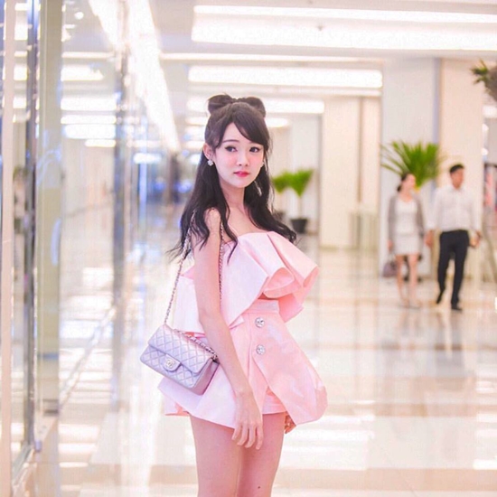 พลอย เดอะกิ๊ก ทับทิม