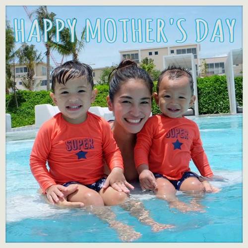 พลอย พลอยพรรณ