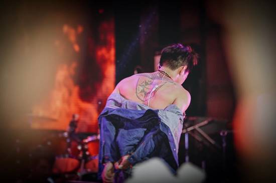 โตโน่ ภาคิน